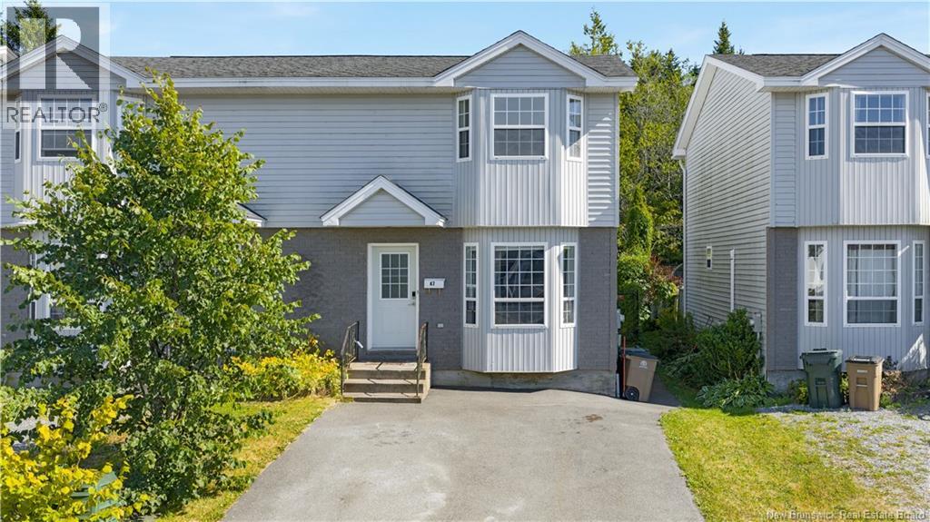 47 Boyaner Cres, Saint John, NB E2J 4C8