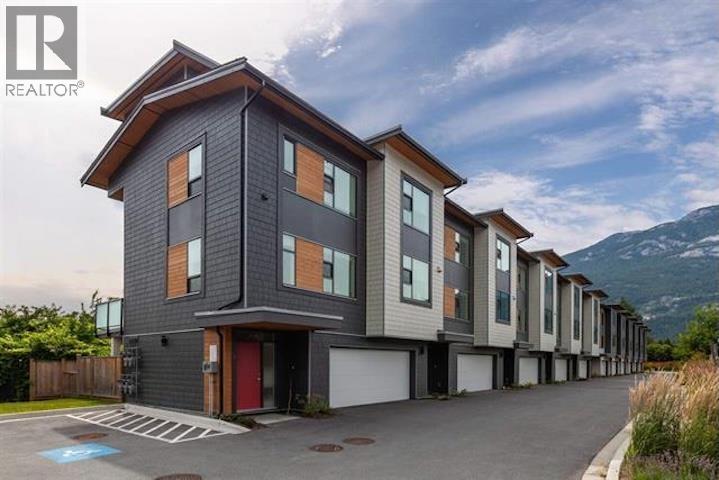 38447 Buckley Avenue Unit 4, Squamish, BC V8B 0B8