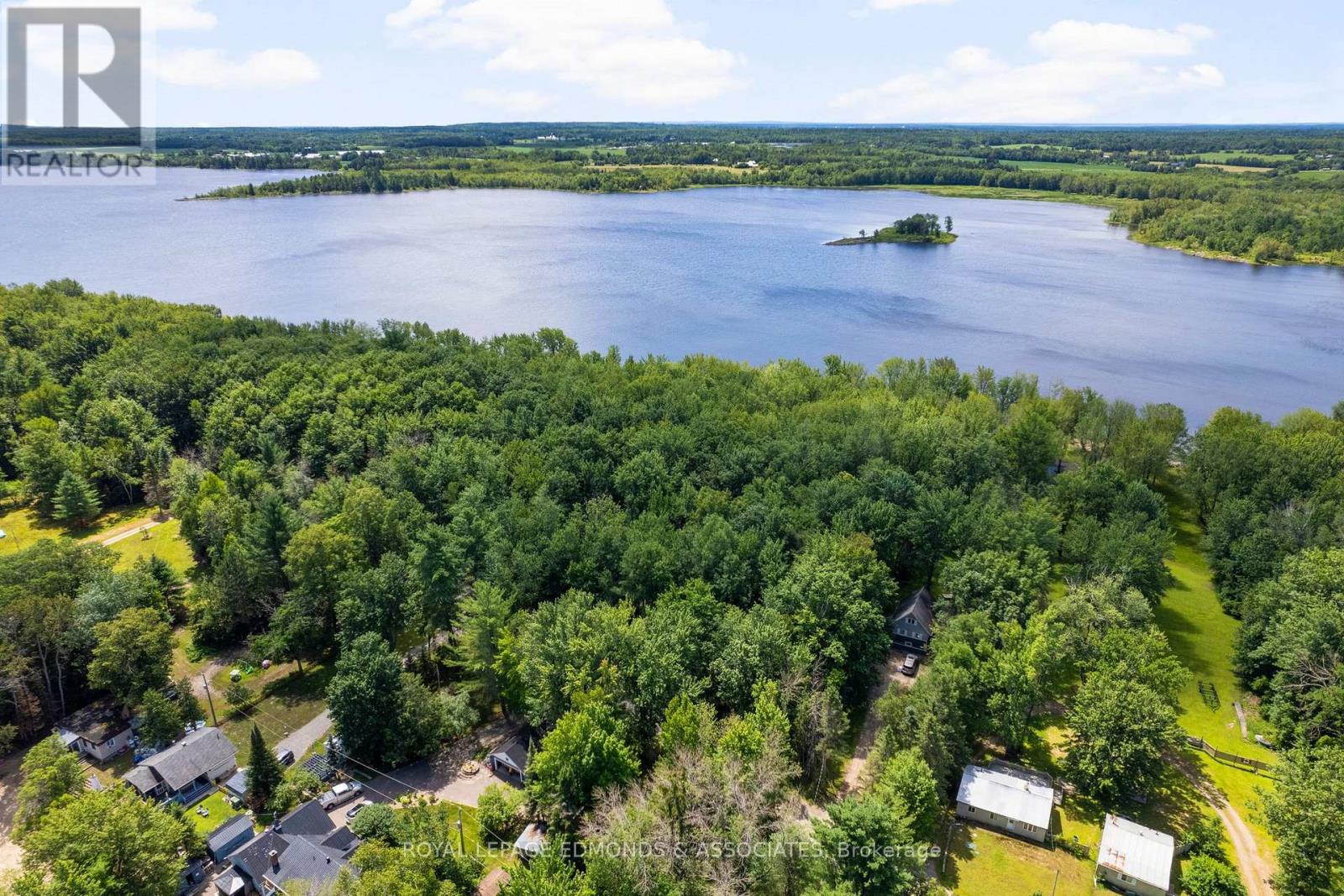 0 Sullivan Point Rd, Laurentian Valley, ON K8A 6W2