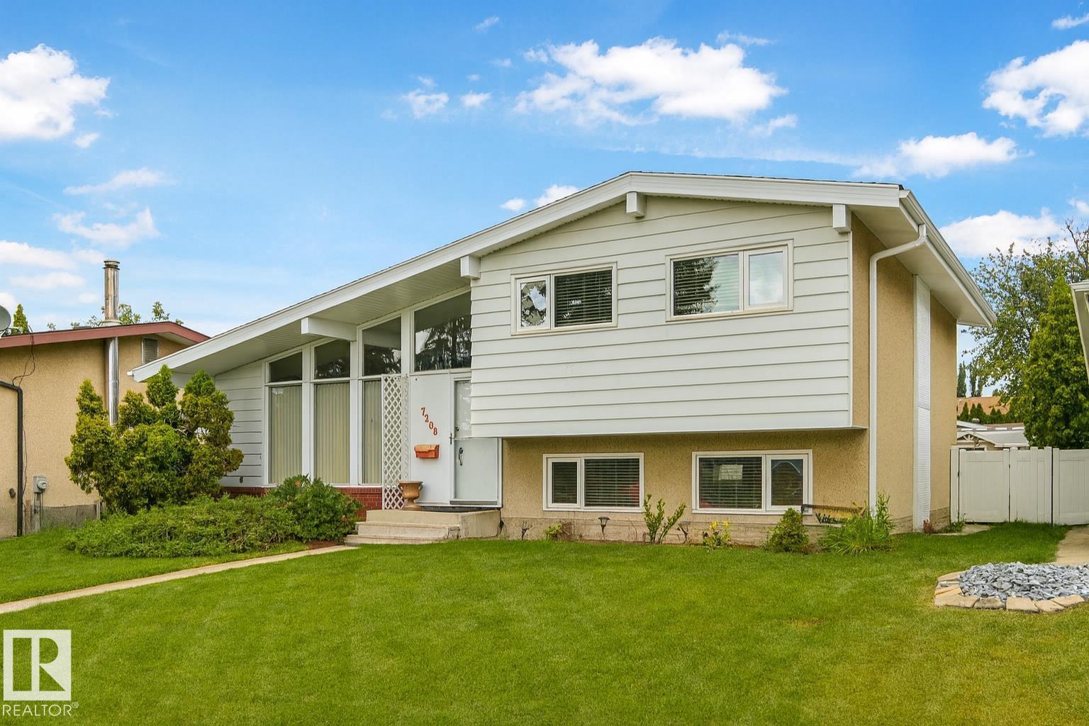 139 Av Nw Unit 7208, Edmonton, AB T5C 2M2