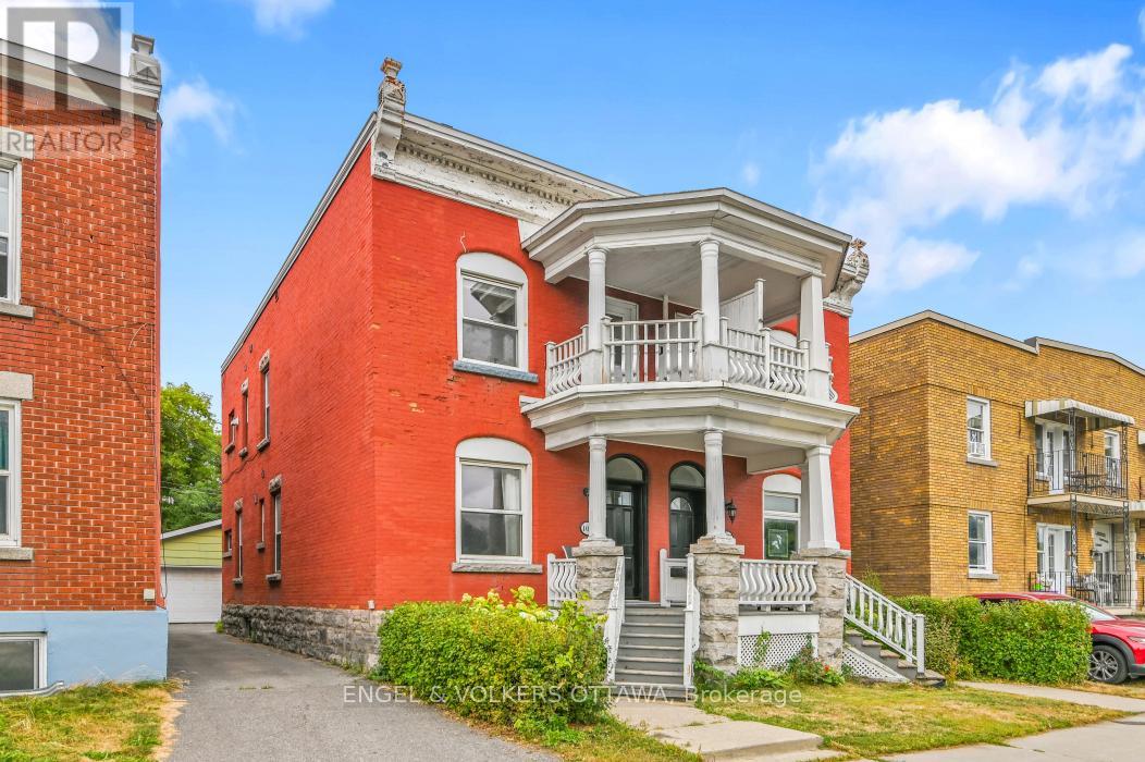 104 King Edward Ave, Ottawa, ON K1N 7K8