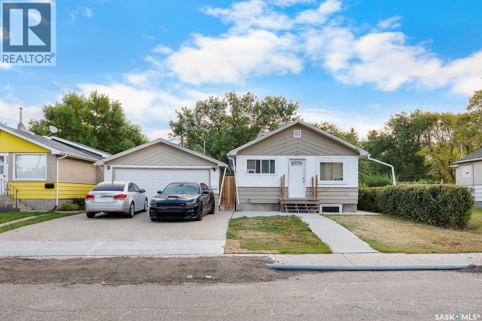 451 Lorne St, Regina, SK S4R 2J5