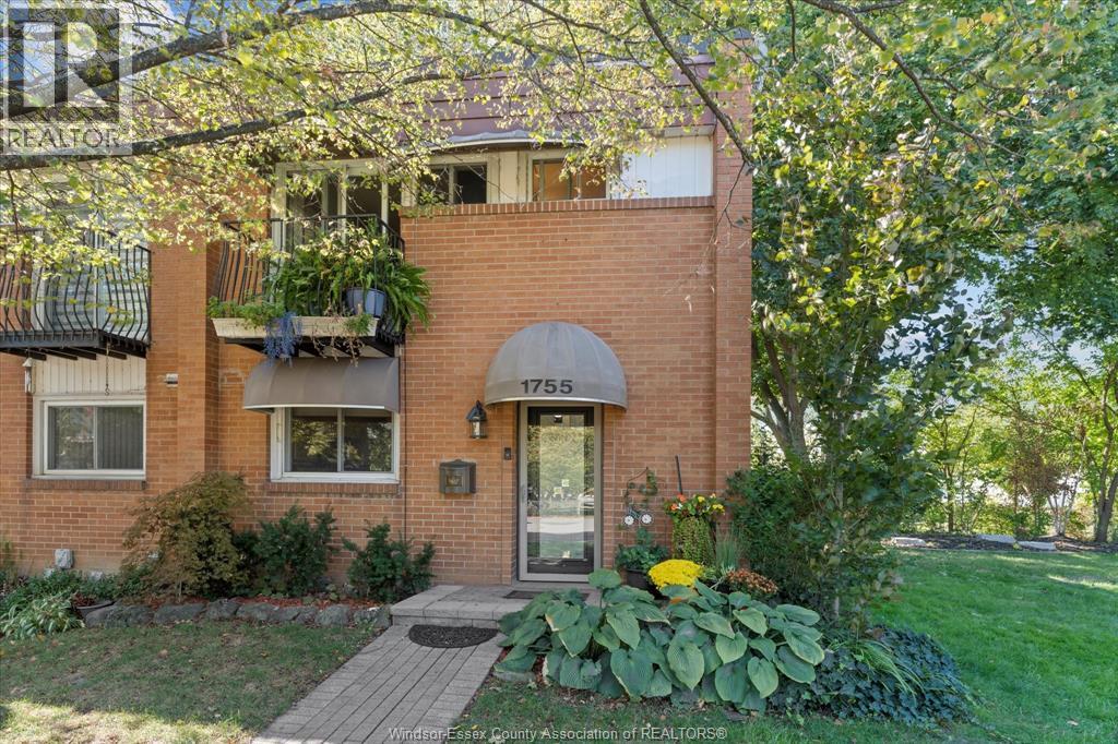 1755 E Gate Ests, Windsor, ON N8T 2T1