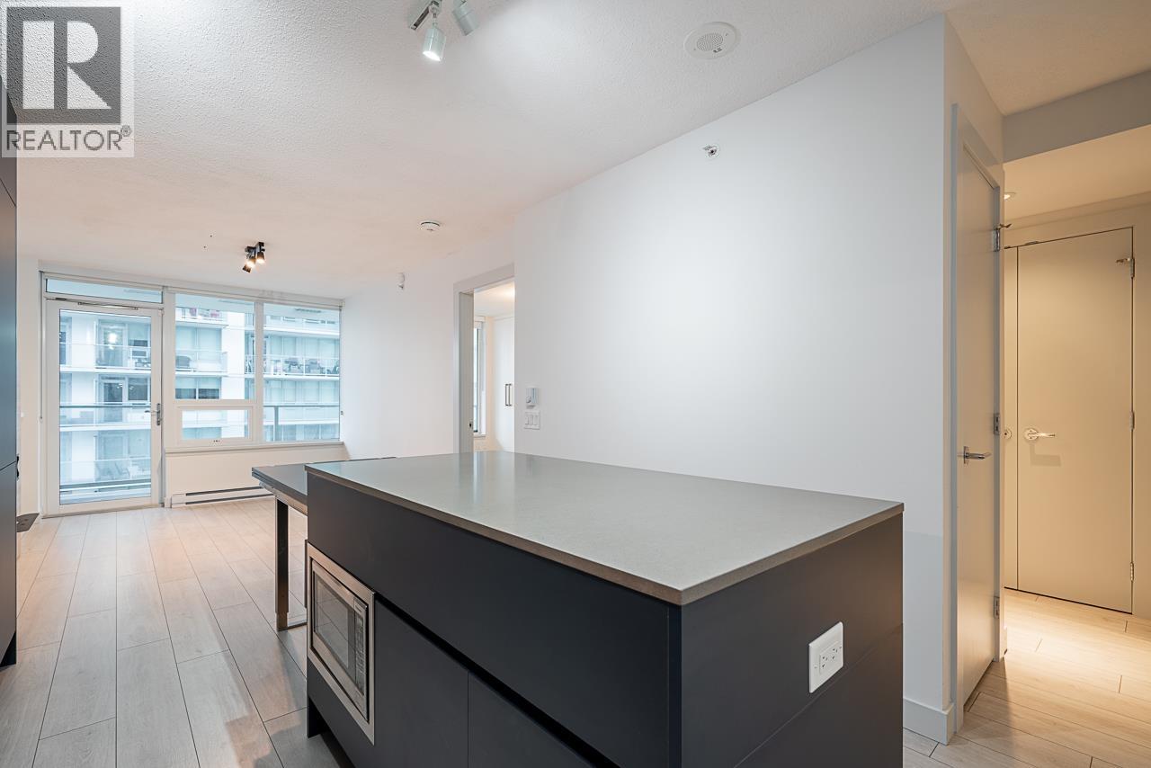 988 Quayside Drive Unit 1106, New Westminster, BC V3M 0L5