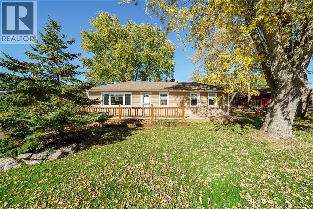 2073 First Ave, Selkirk, ON N0A 1P0