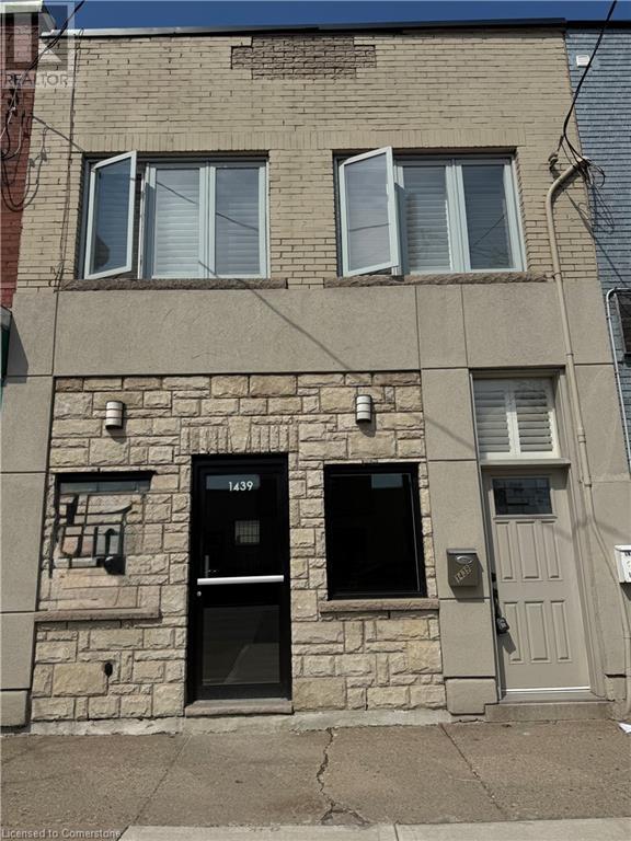 1439 Main St E, Hamilton, ON L8K 1C4