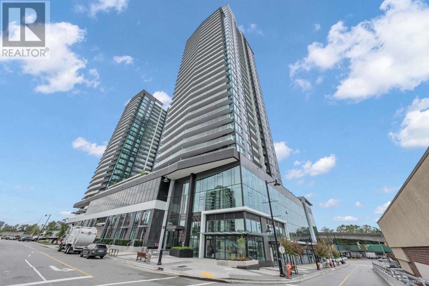 318 Alderson Avenue Unit 910, Coquitlam, BC V3K 0J1