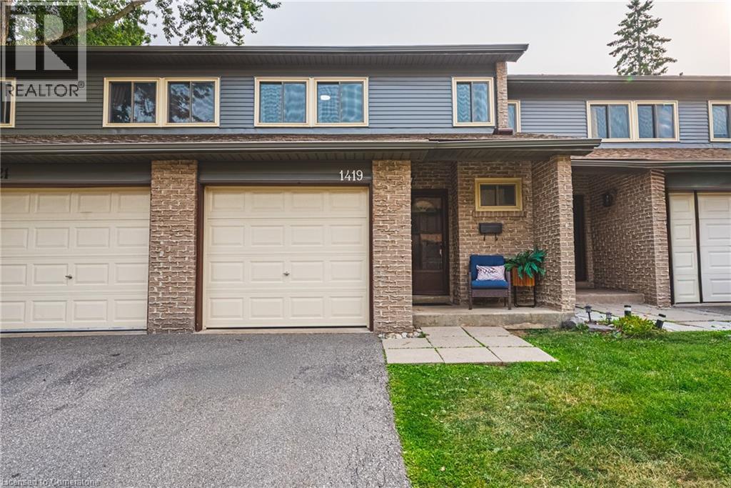 1419 Ester Dr, Burlington, ON L7P 1L5