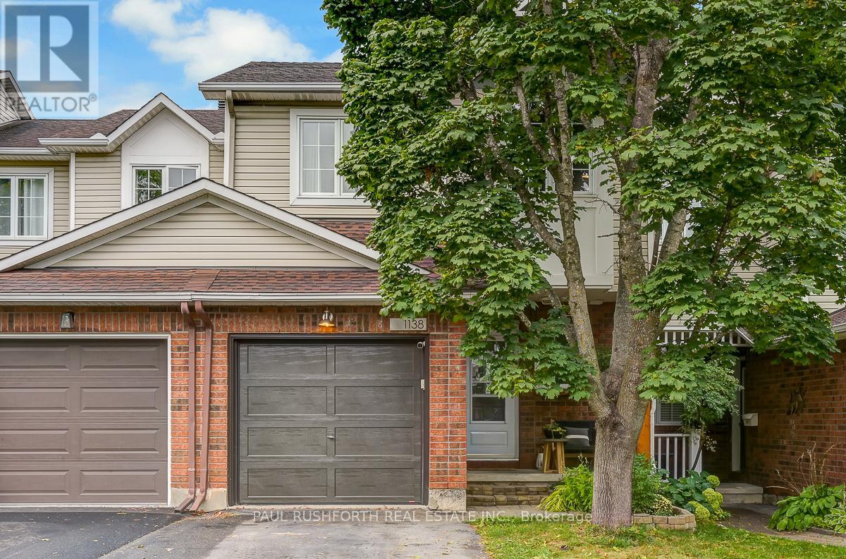 1138 Falconcrest Ct, Ottawa, ON K4A 3Z4