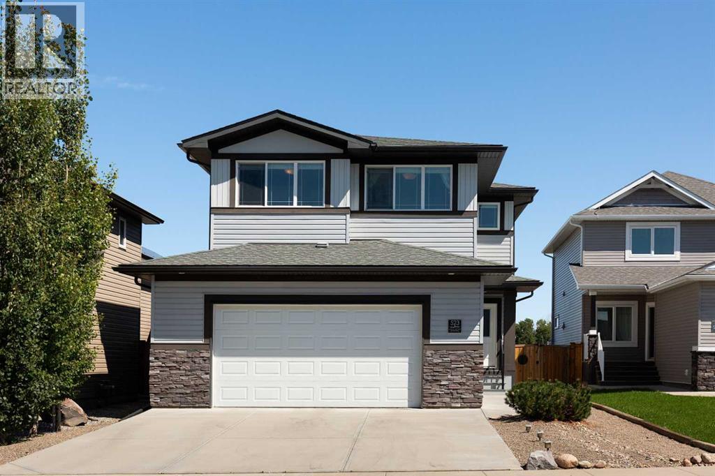 523 Firelight Pl W, Lethbridge, AB T1J 0B8