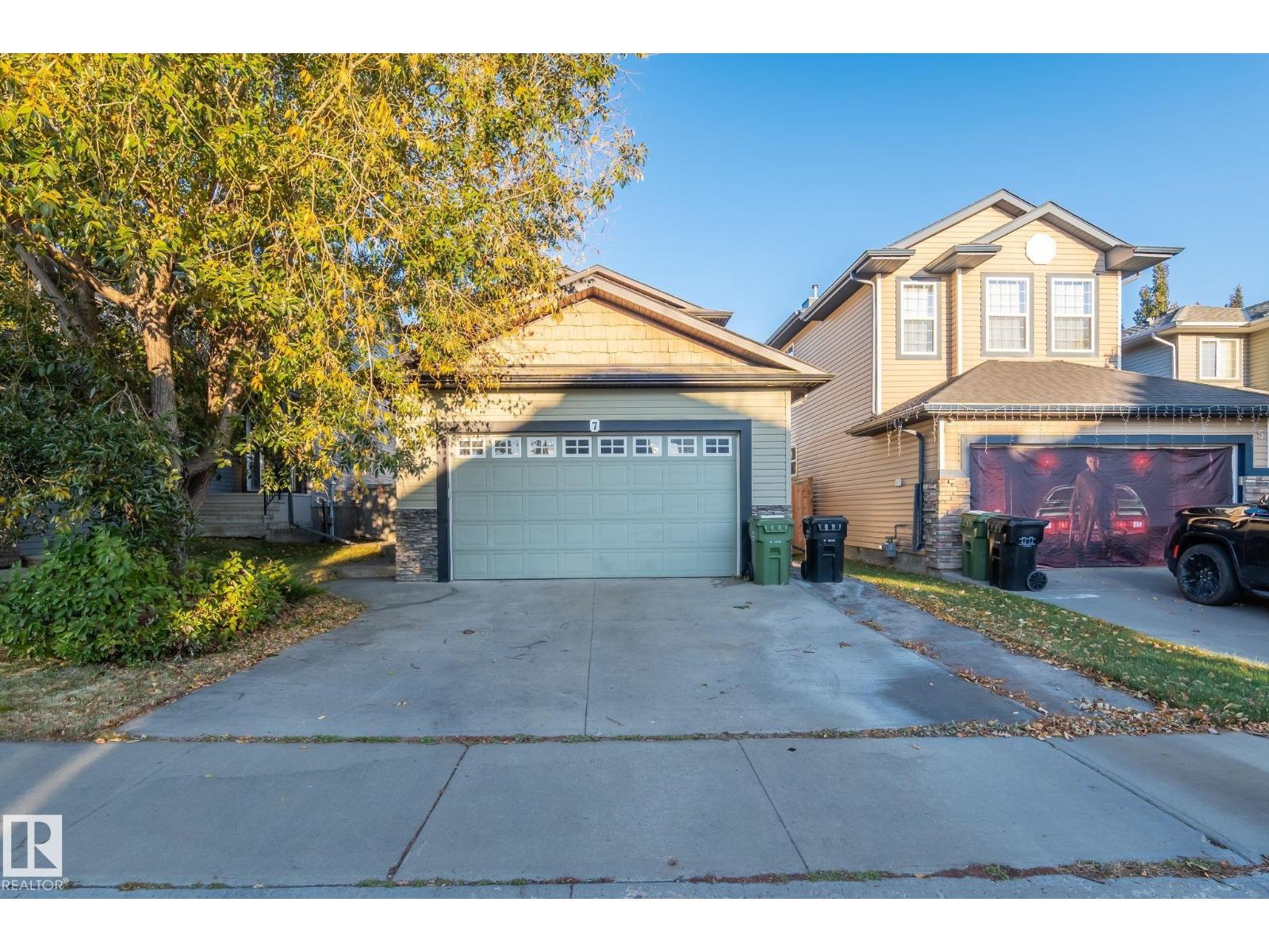 7 Snowbird Cres, Leduc, AB T9E 0H5