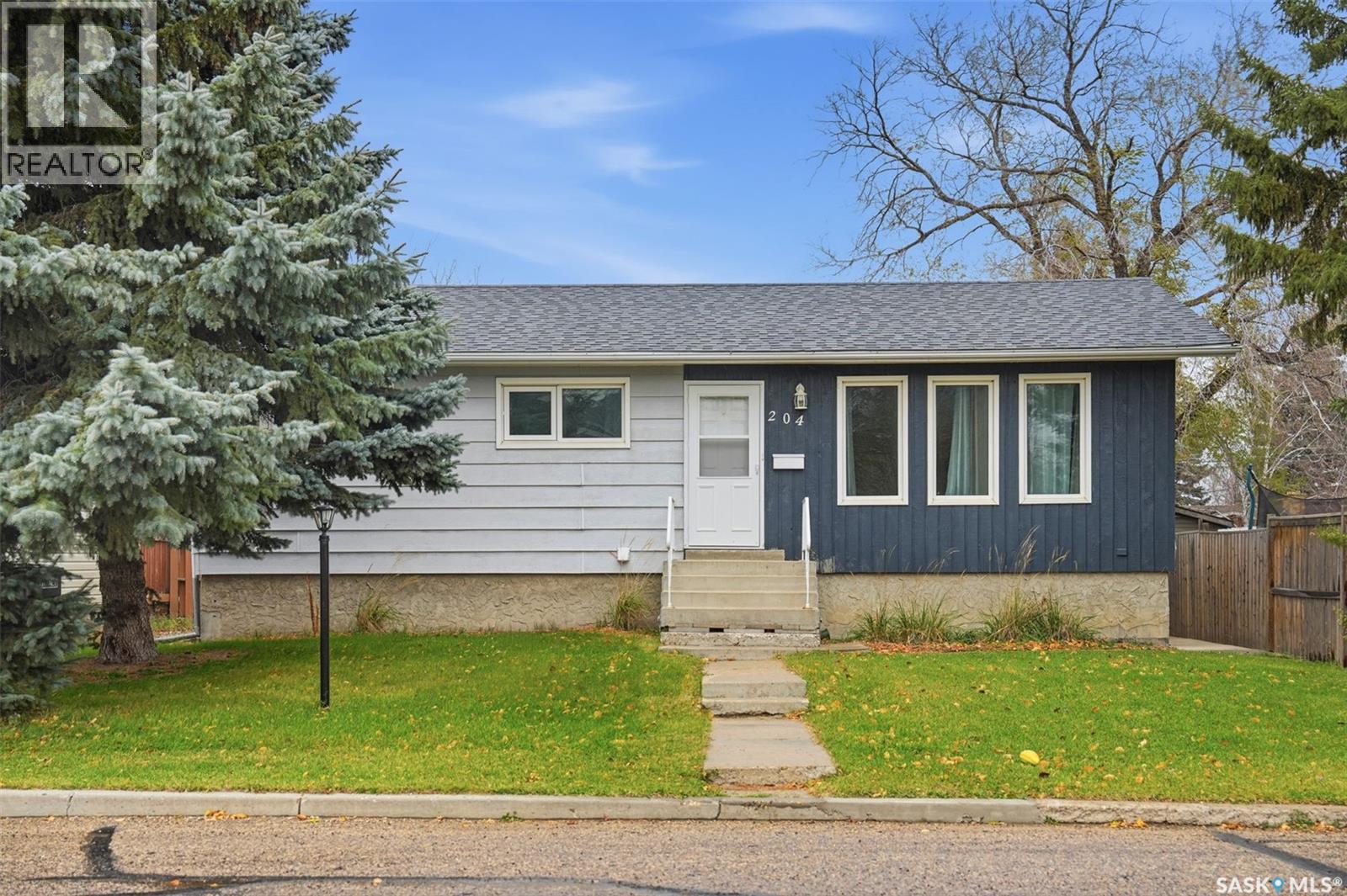 204 7th Avenue West, Watrous, SK S0K 4T0