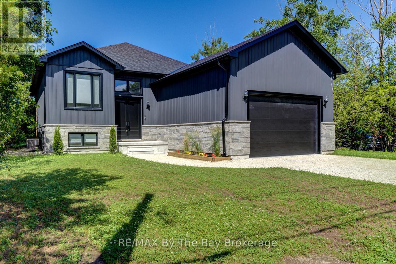 91 Summer View Ave, Collingwood, ON L9Y 3Z1
