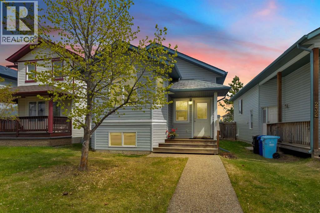 228 Paris Cres, Fort Mcmurray, AB T9K 0C9