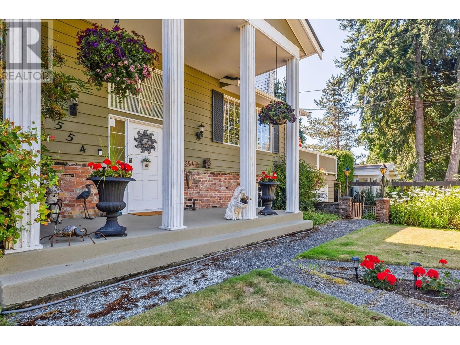 1554 Farrell Cres, Delta, BC V4L 1T8