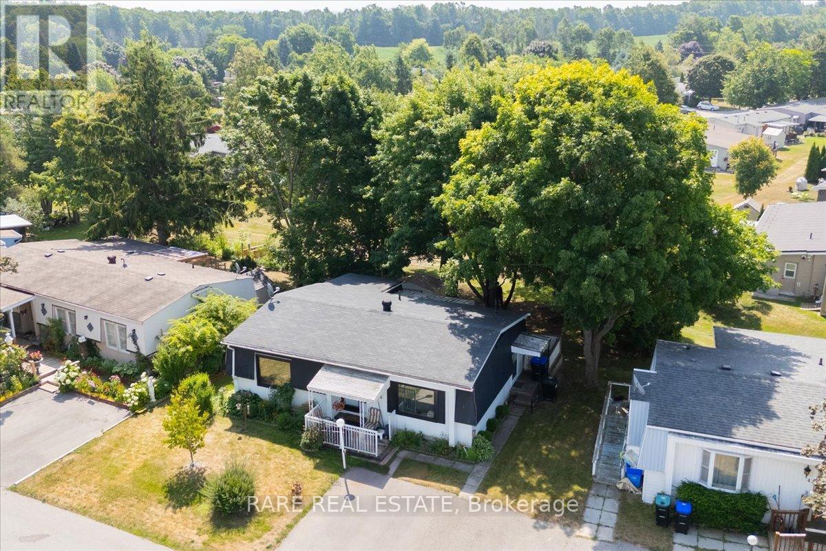 45 Linden Ln, Innisfil, ON L9S 1P2