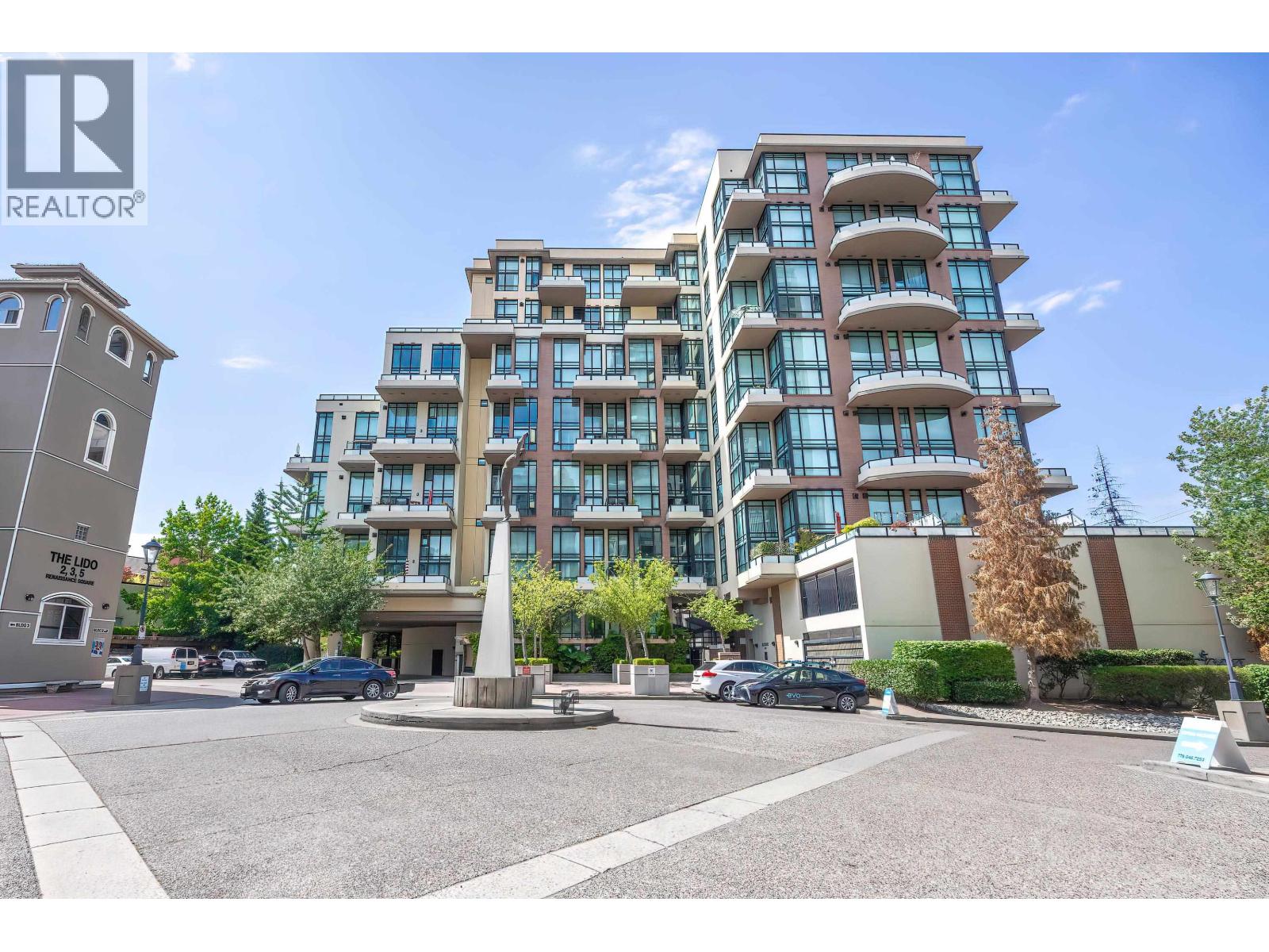 10 Renaissance Square Unit 214, New Westminster, BC V3M 7B1