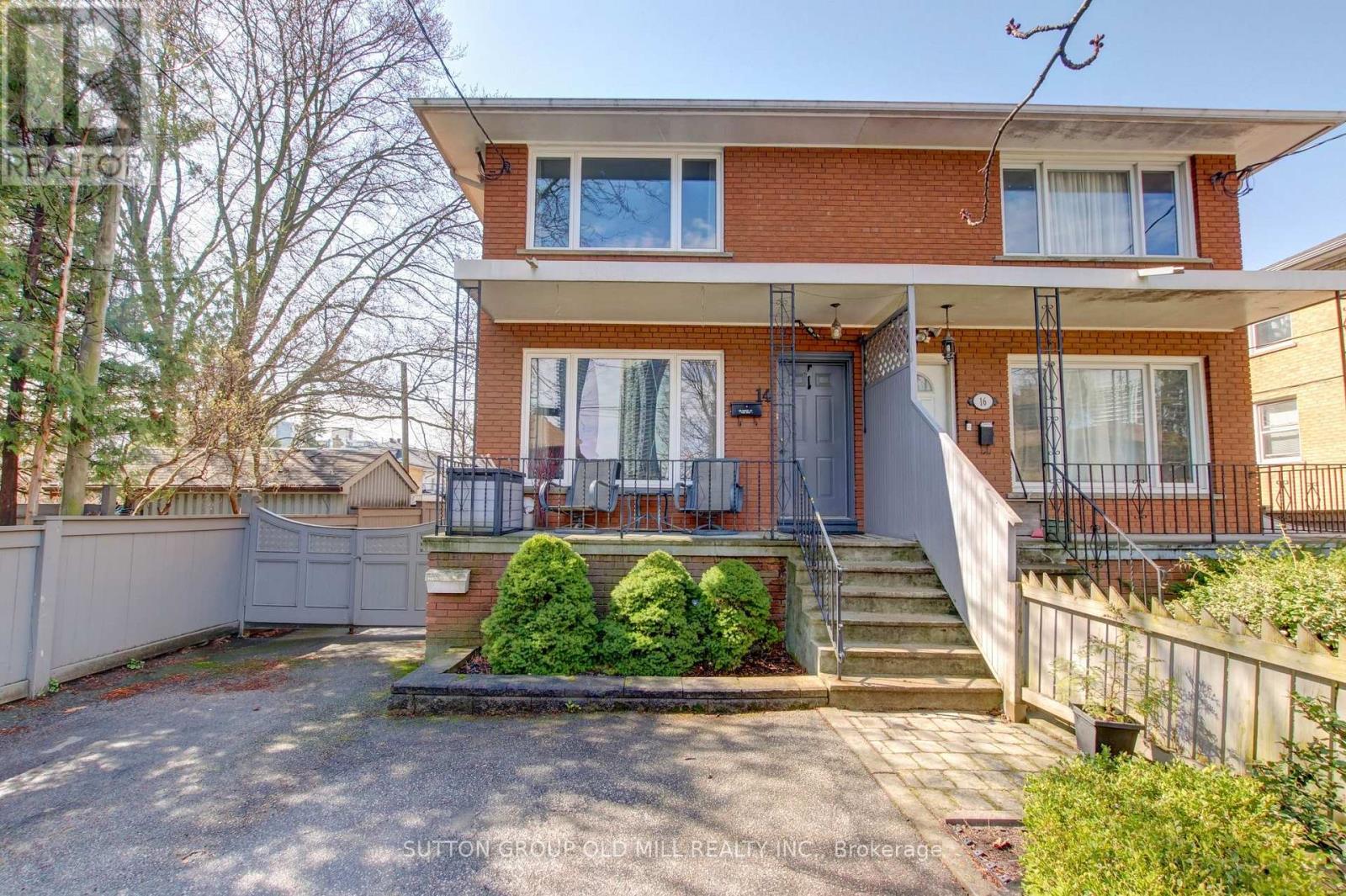 14 Louisa St, Toronto, ON M8V 2K6