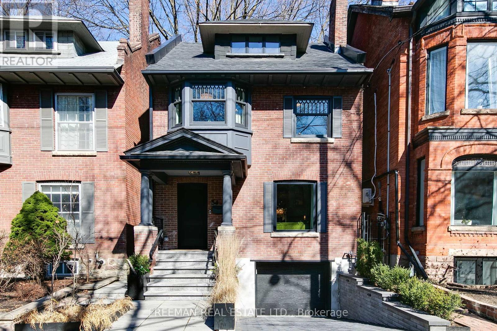 34 Tranby Ave, Toronto, ON M5R 1N5