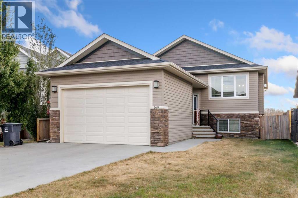 169 Sabre Rd, Rural Red Deer County, AB T4S 2H7
