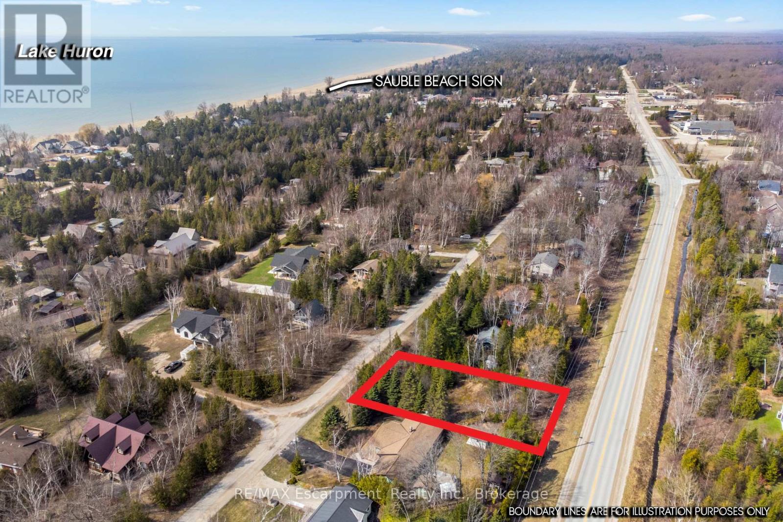 37 Emerson Ave, South Bruce Peninsula, ON N0H 2G0