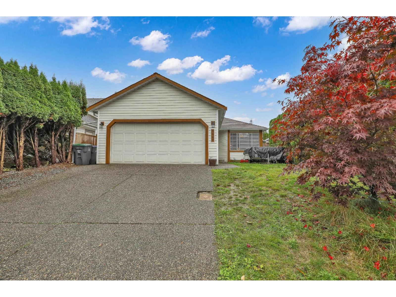 151 Street Unit 9667 #b, Surrey, BC V3R 9W7