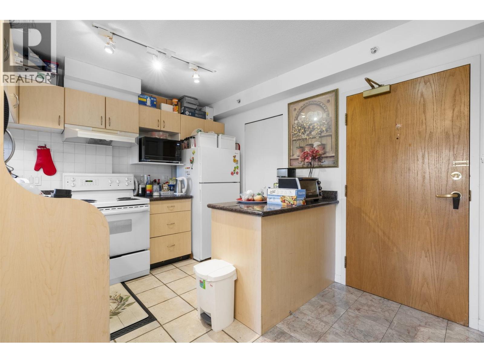 6611 Cooney Road Unit 504, Richmond, BC V6Y 4C5