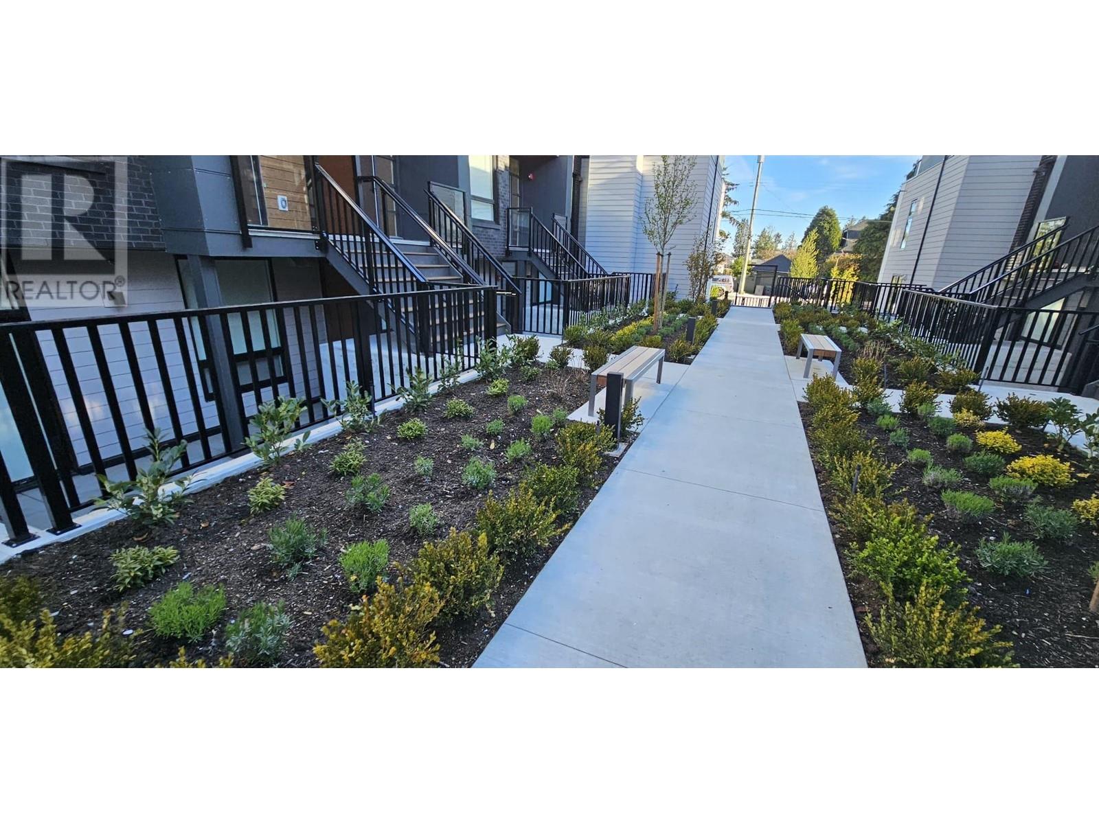 6085 Irmin Street Unit 208, Burnaby, BC V5J 0J7