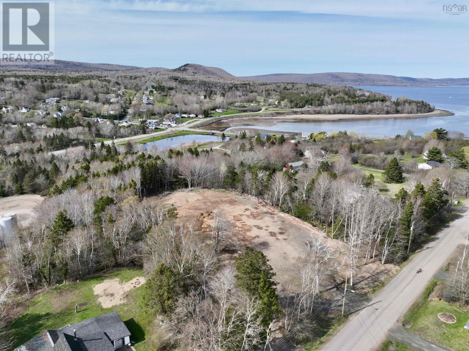 86 Carleton St, Digby, NS B0V 1A0