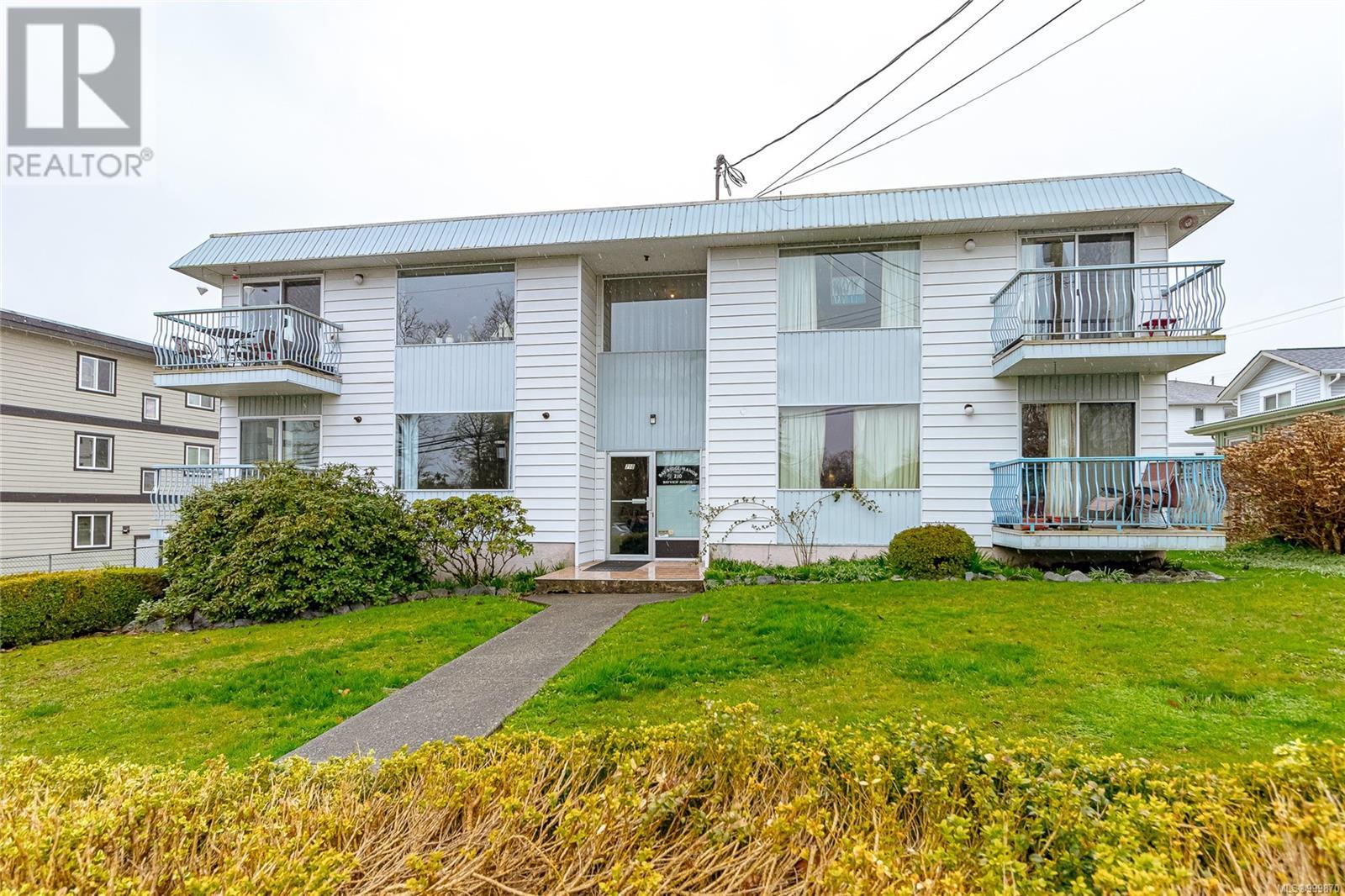 210 Bayview Ave, Ladysmith, BC V9G 1S8