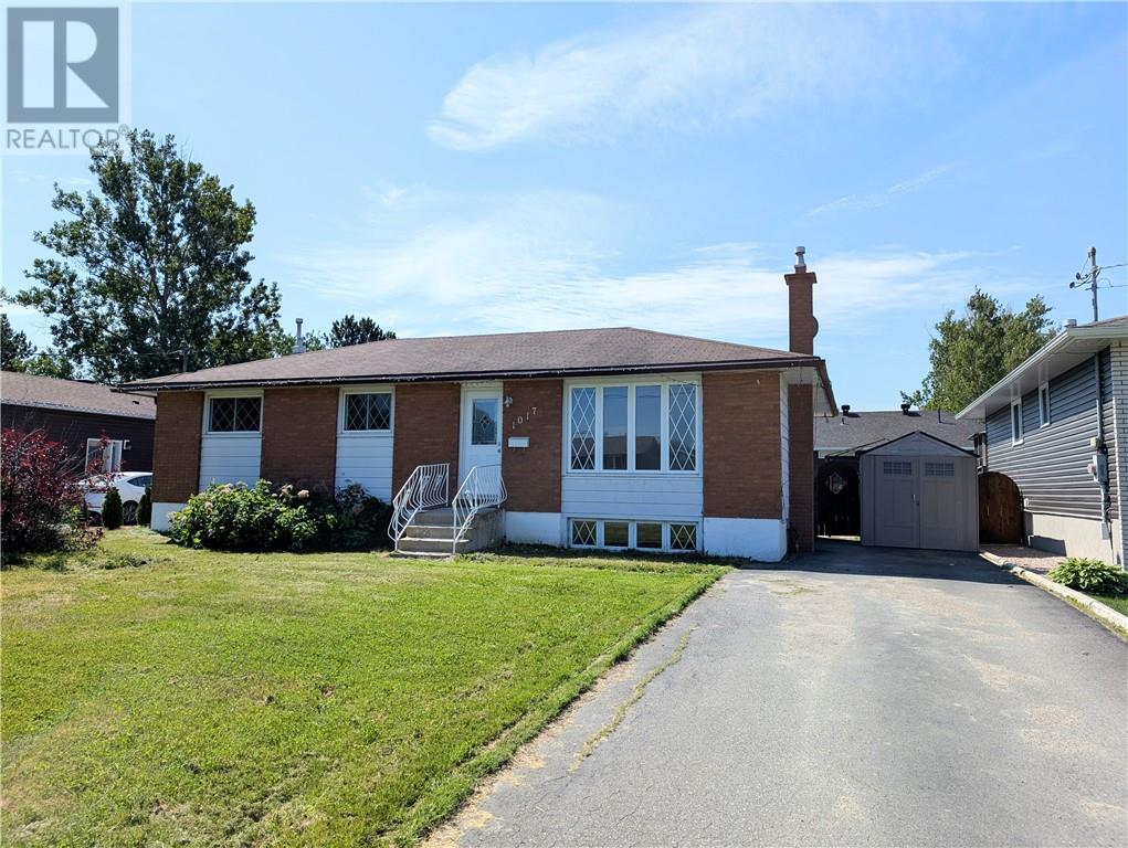 1017 Greta St, Hanmer, ON P3P 1C3
