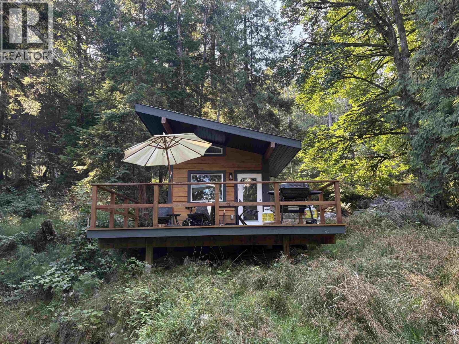 976 W Bay Rd #65 Rd, Gambier Island, BC V0N 1V0
