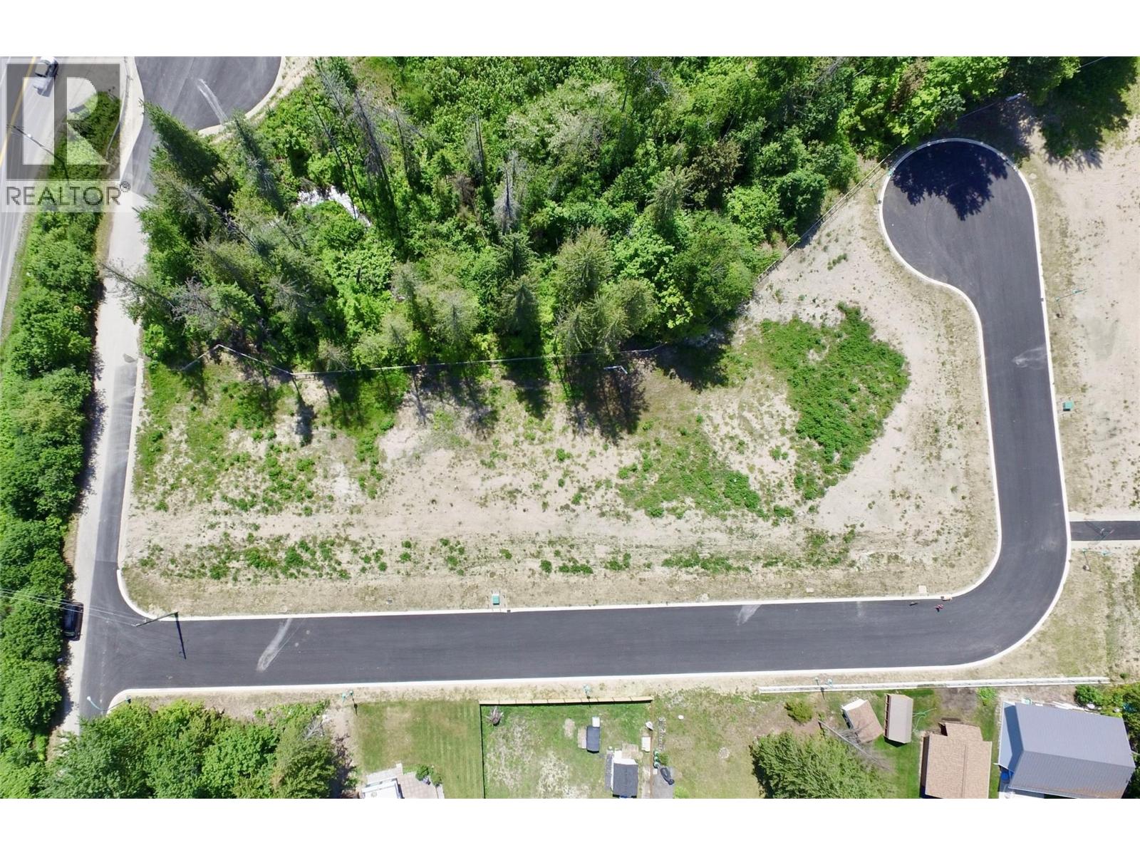 1 Wisemen Creek Court Lot Apt 13, Sicamous, BC V0E 2V0