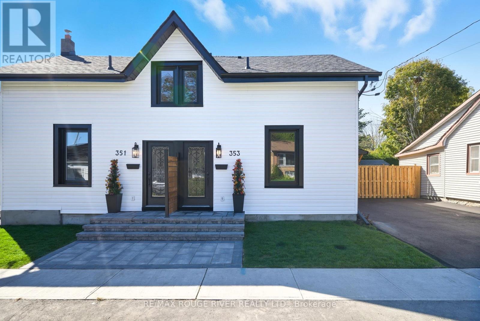 353 John St, Cobourg, ON K9A 3T4