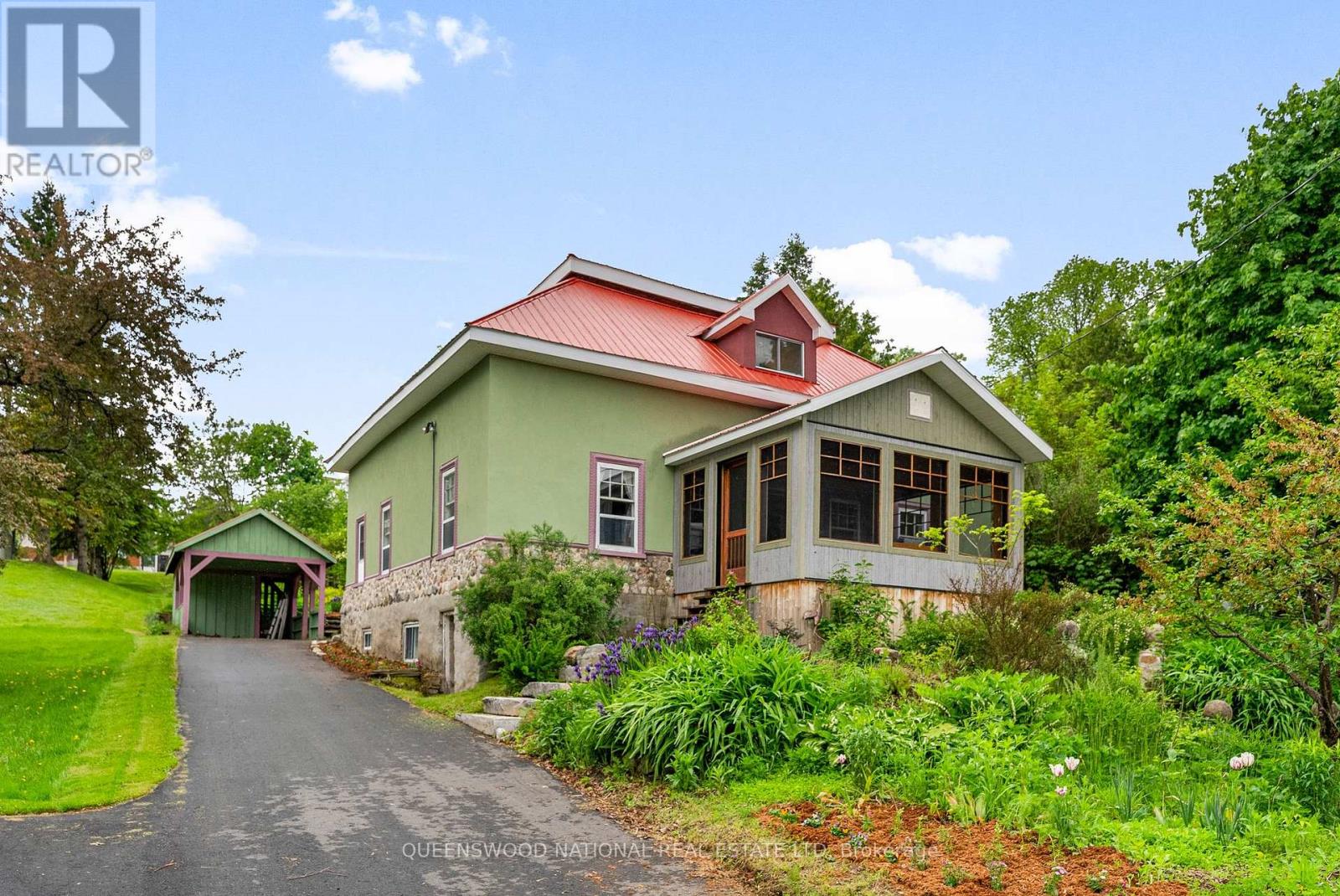 156 Wellington St NW, Bonnechere Valley, ON K0J 1T0