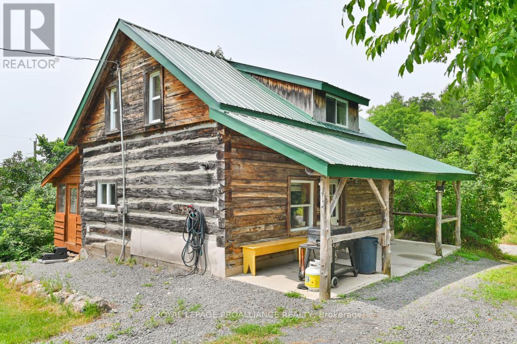 2506 Mclean Rd, Central Frontenac, ON K0H 2E0