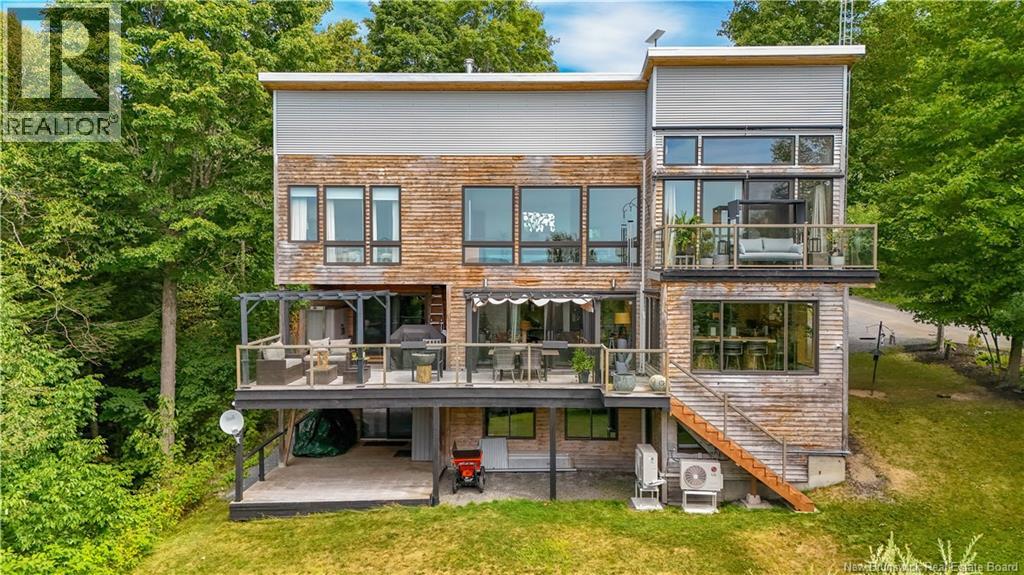 196 Jackson Rd, Keswick Ridge, NB E6L 1V6