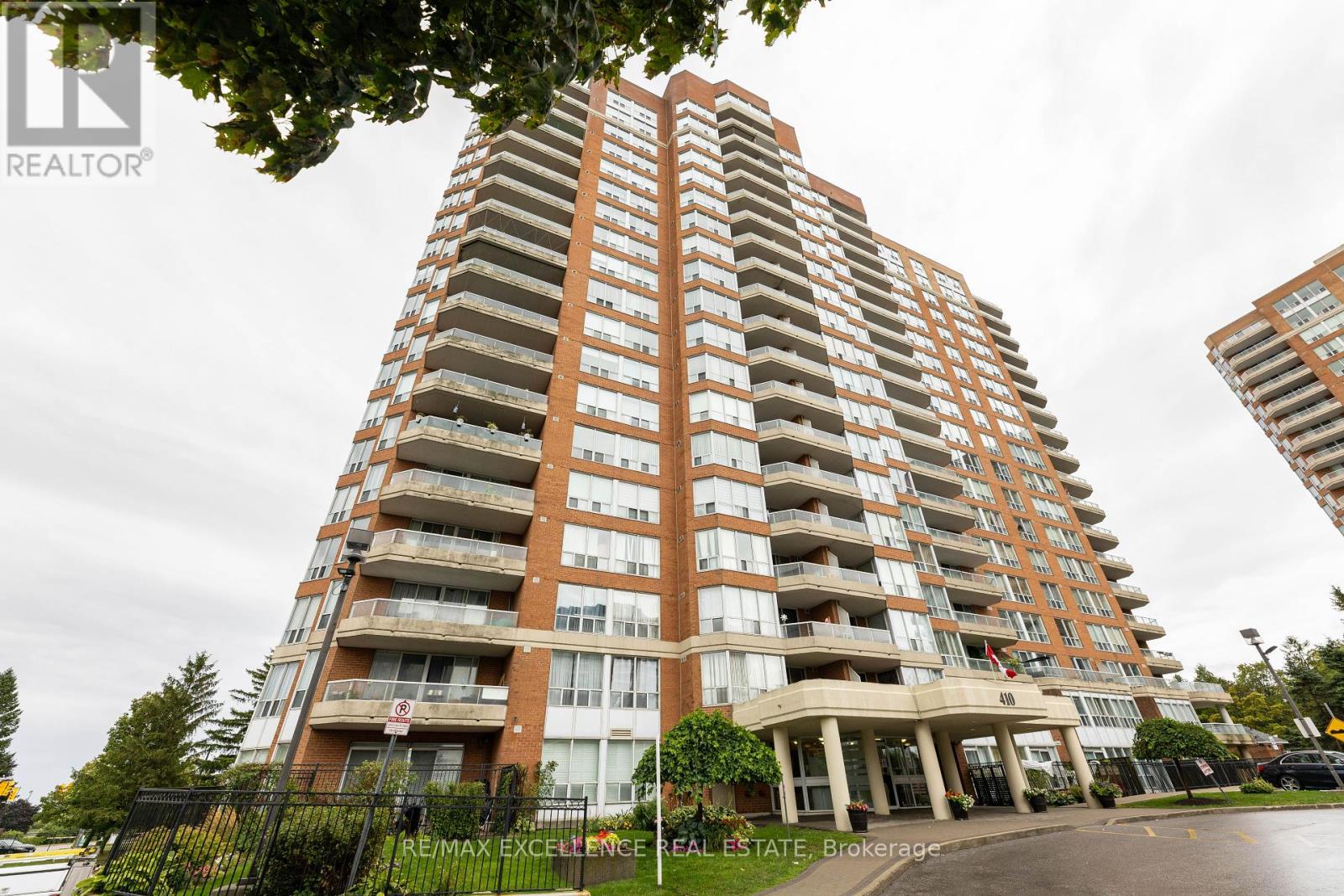 804 410 Mclevin Ave, Toronto, ON M1B 5J5