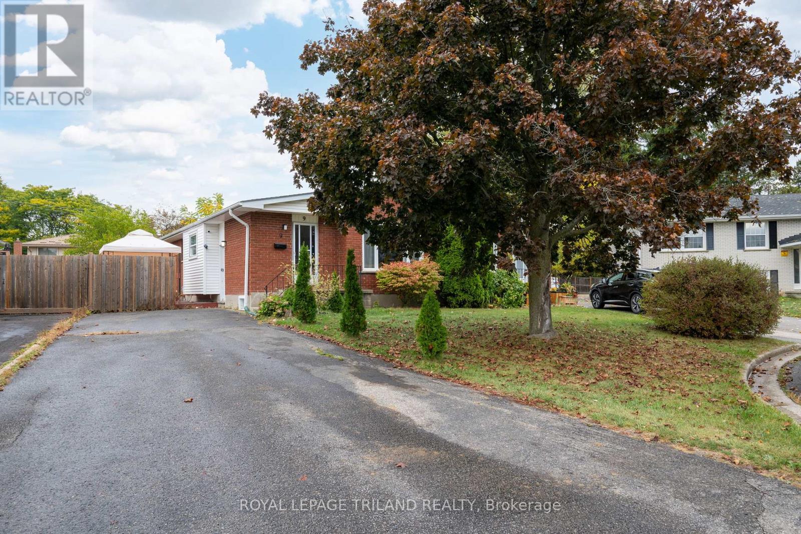 9 Johnson Pl, St. Thomas, ON N5P 2E9