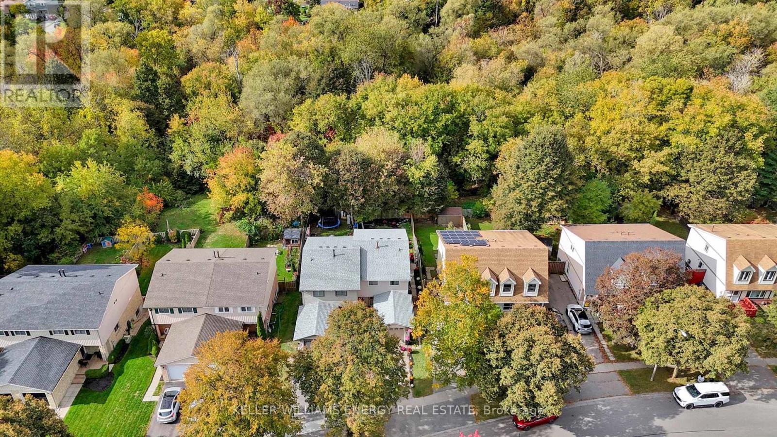 518 Camelot Dr, Oshawa, ON L1K 1K4
