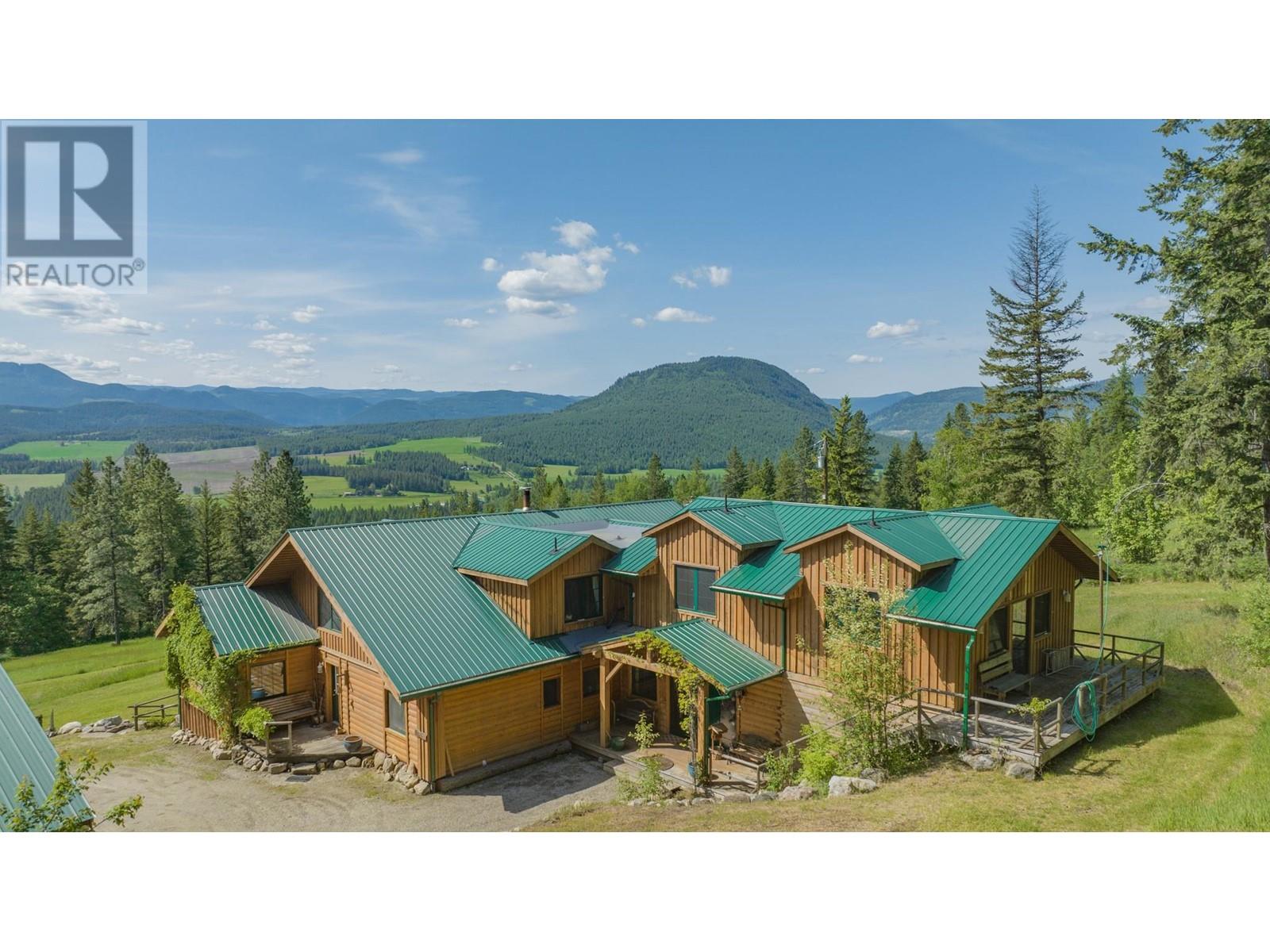 233 Albers Rd, Lumby, BC V0E 2G5