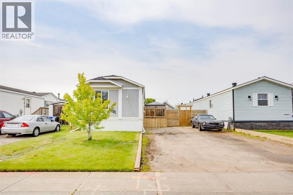 137 Cree Rd, Fort Mcmurray, AB T9K 1X7