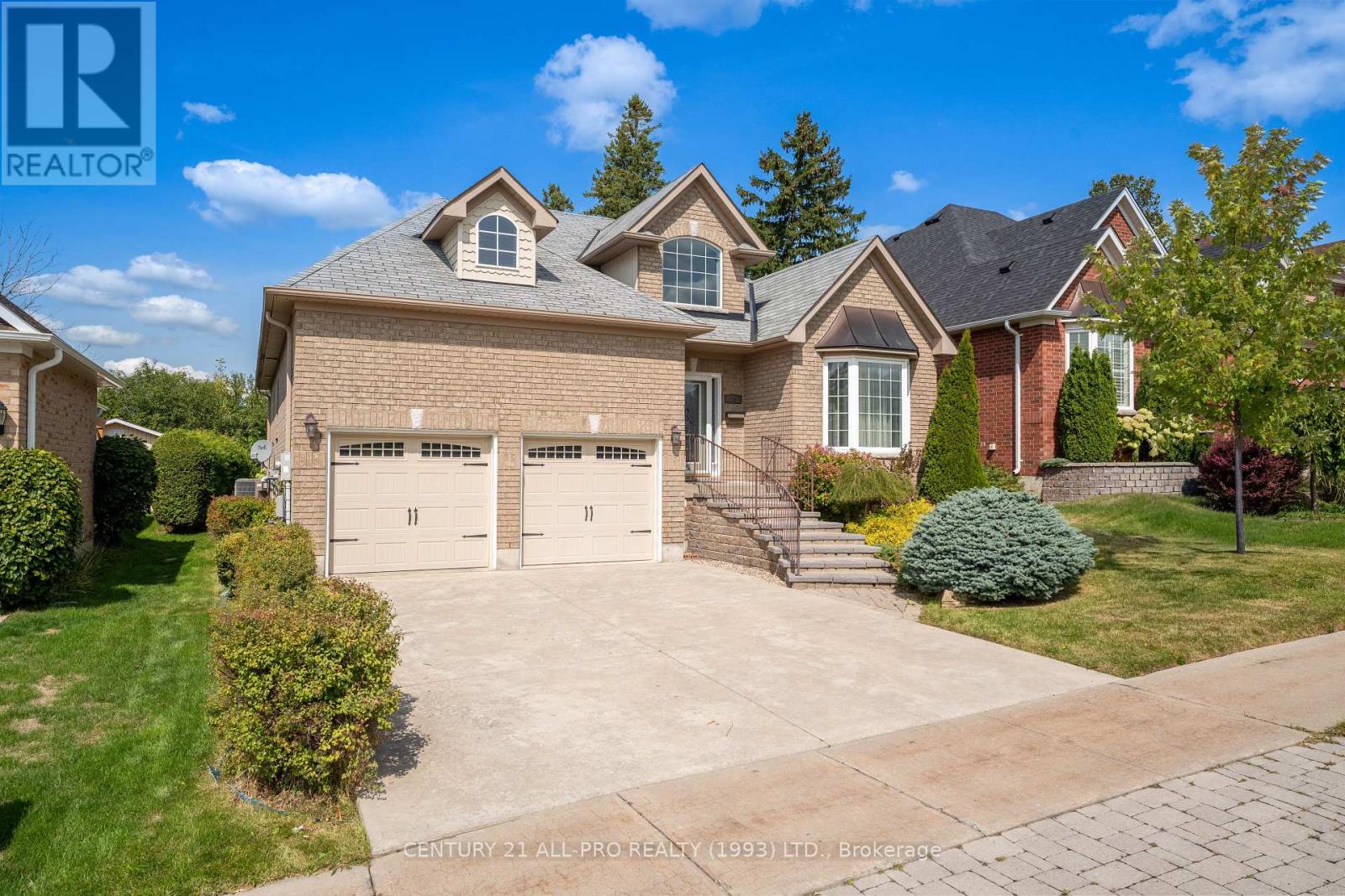 10 Ellis Cres, Kawartha Lakes, ON K9V 0A4
