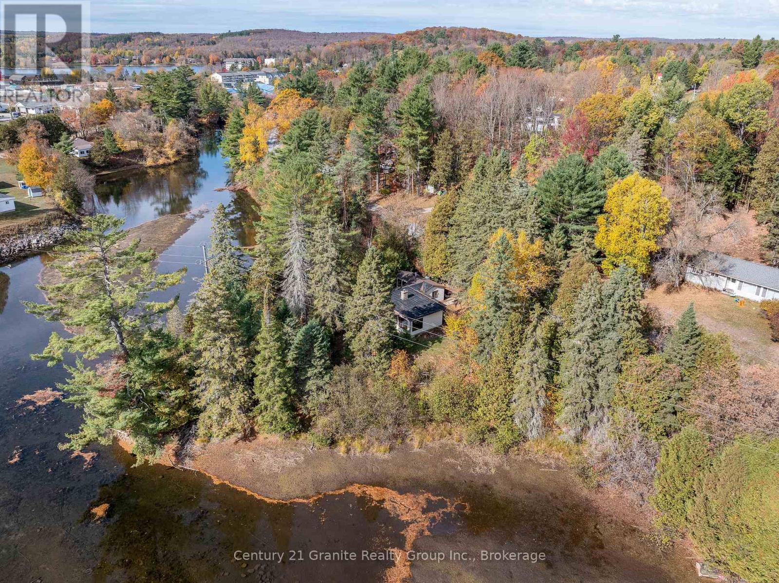50 Riverside Dr, Dysart and Others, ON K0M 1S0