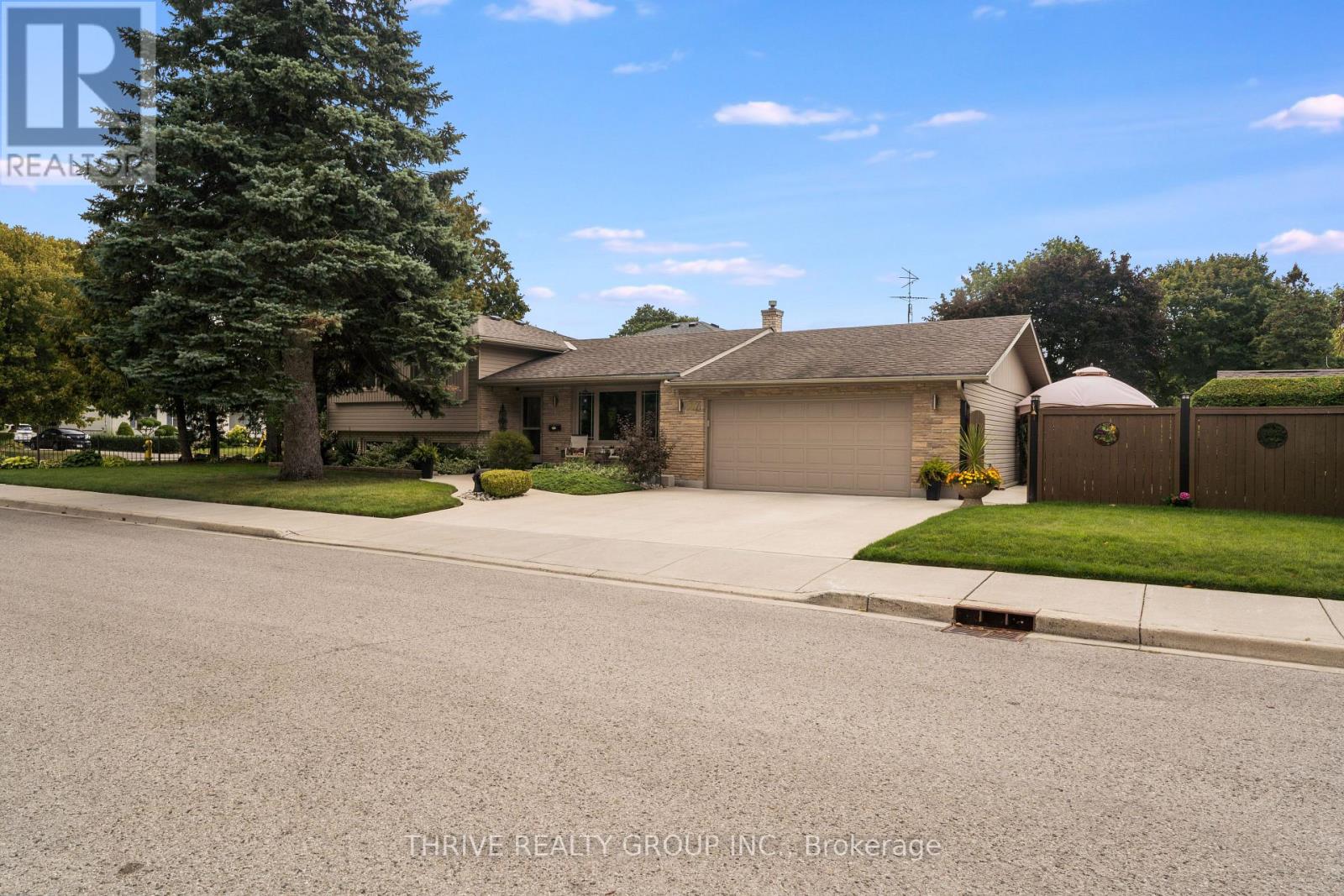 387 Regal Dr, London, ON N5Y 1J6