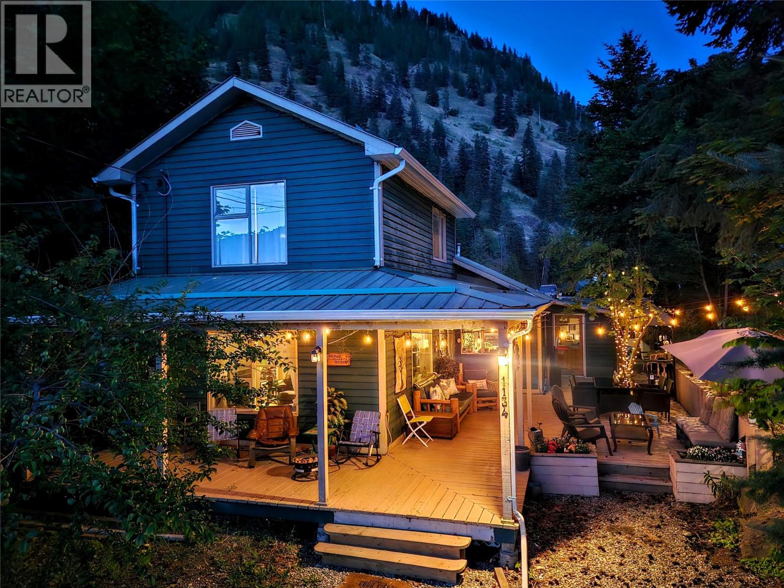 1134 Thompson Ave, Chase, BC V0E 1M0