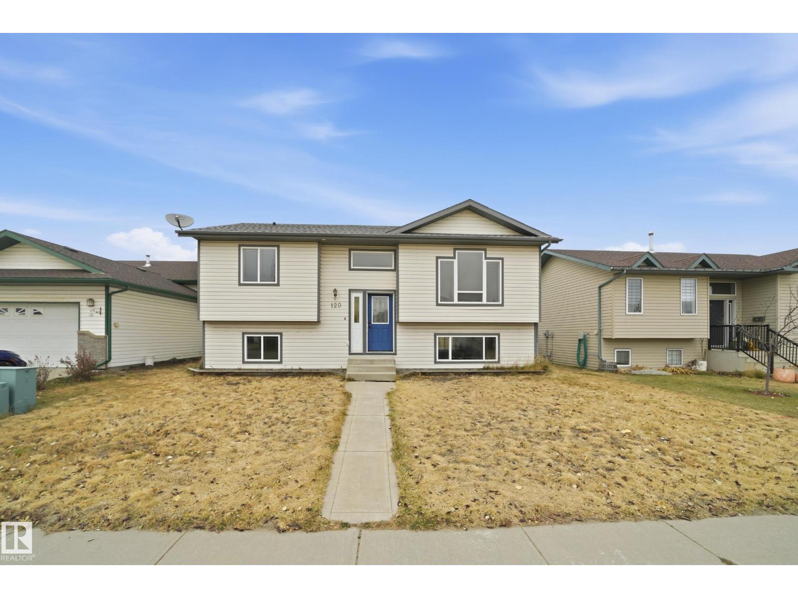 120 Premiere Cr, Blackfalds, AB T4M 0E5