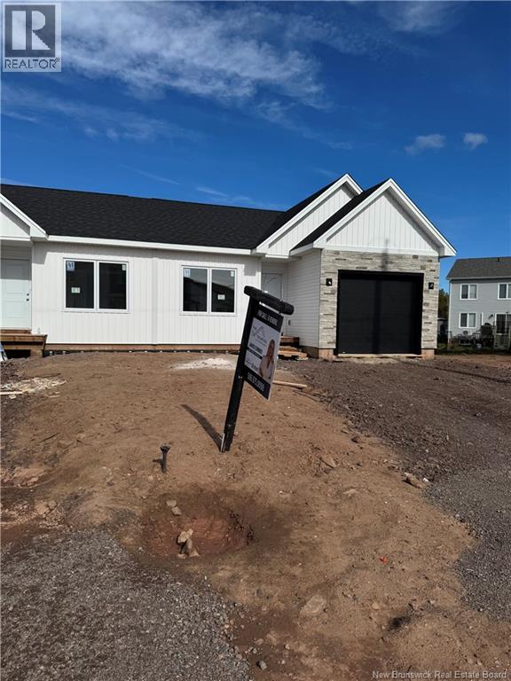 85 Alosier Cres, Moncton, NB E1K 0A1