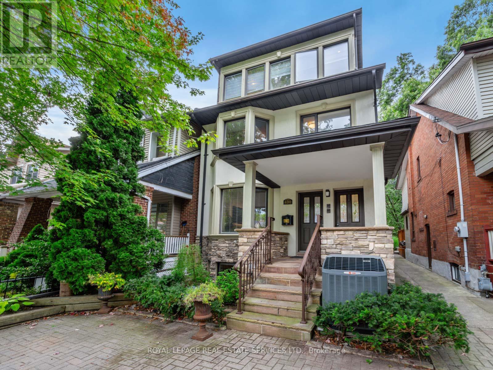 490 Windermere Ave, Toronto, ON M6S 3L6