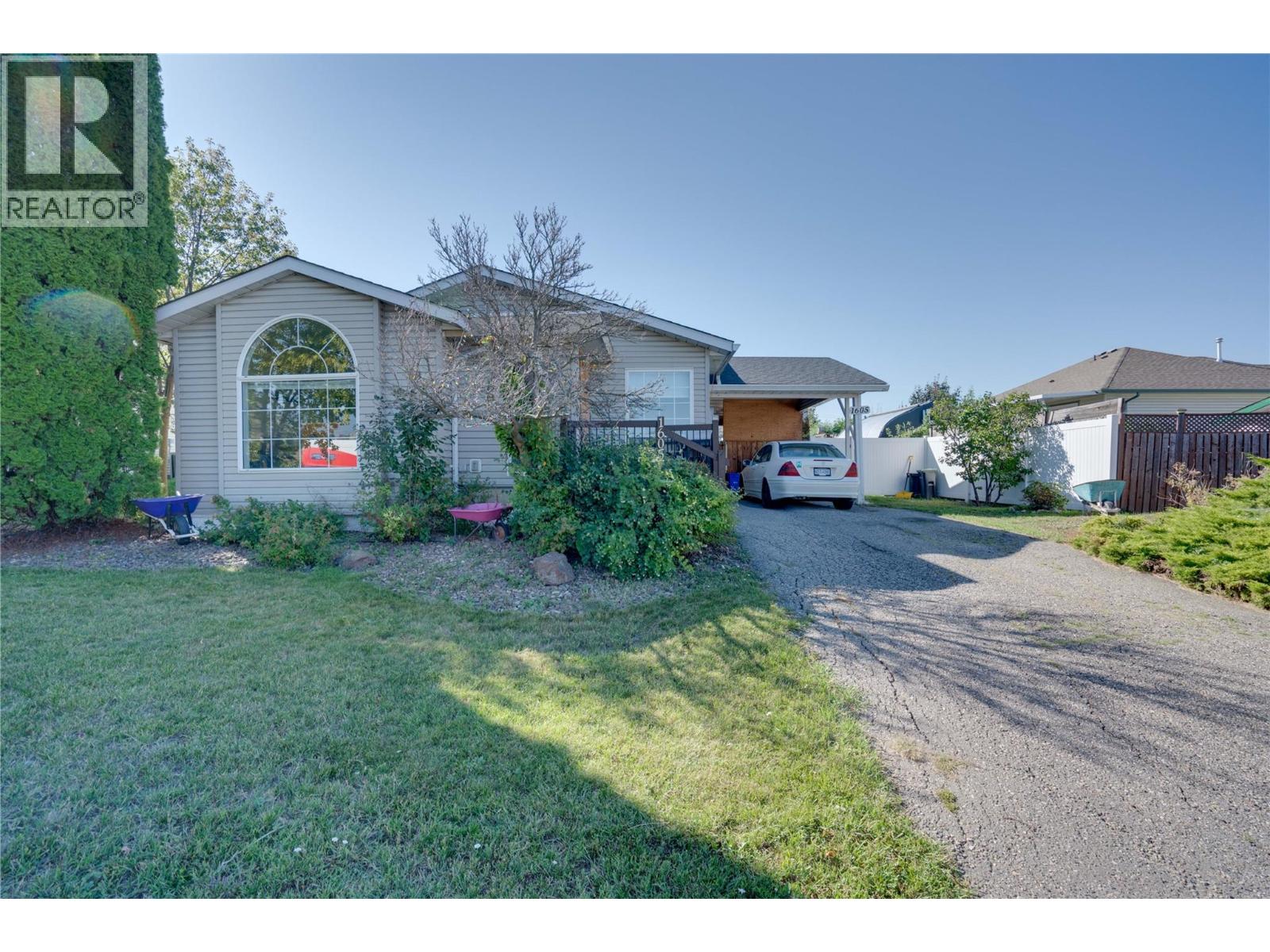 15 Avenue Unit 1605, Vernon, BC V1T 9R4